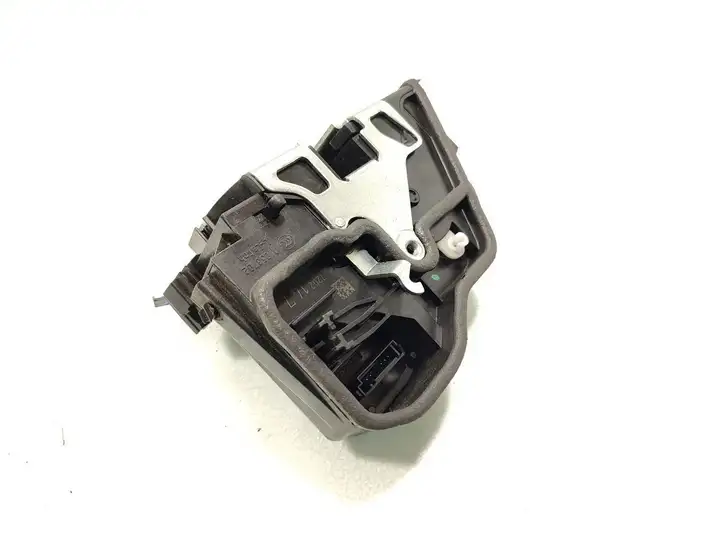 BMW 3 E90 E91 (2005 - 2012) 7202147 Замок задней двери — фото 3