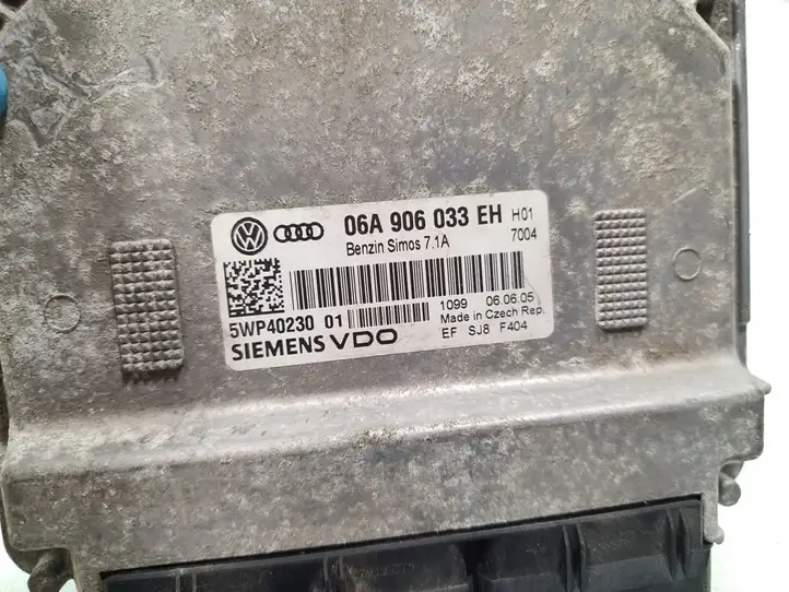 Audi A3/S3 8P (2004 - 2008) 06A906033EH Блок управления двигателем (ЭБУ) — фото 7