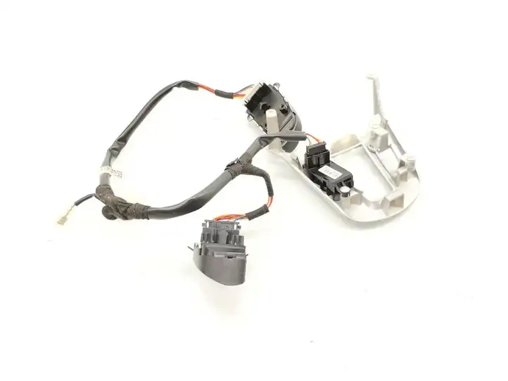 Kia Ceed (2006 - 2010) 96720-1H200 Кнопки на рулевом колесе — фото 4