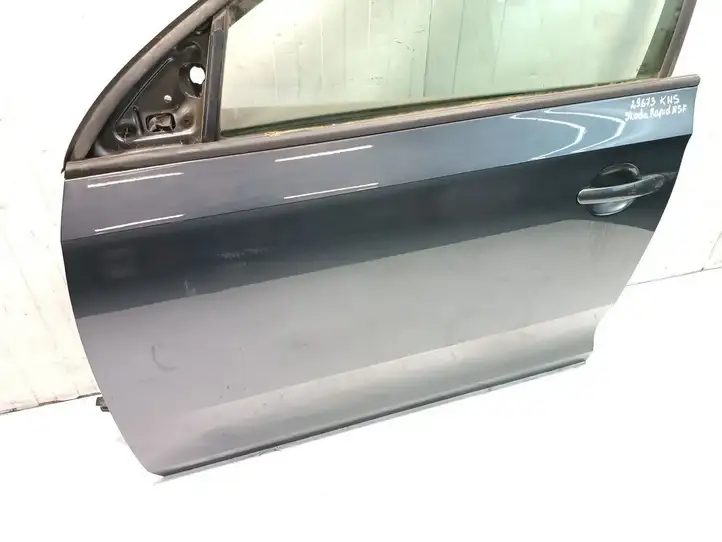 Skoda Rapid (NH) (2012 - 2019) Дверь — фото 4