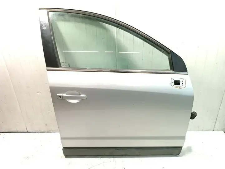 Opel Antara (2011 - 2017) Дверь — фото 1