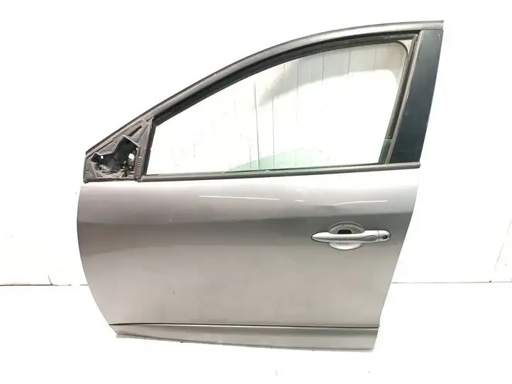 Renault Megane III (2009 - 2016) Дверь — фото 1