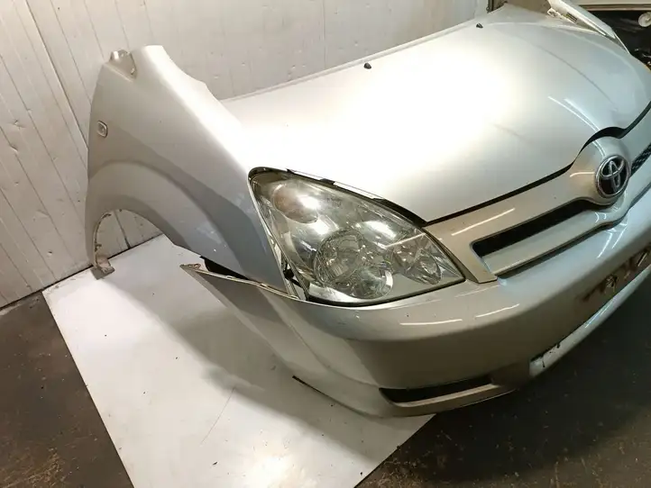 Toyota Corolla Verso E121 (2004 - 2007) Комплект передней части — фото 3