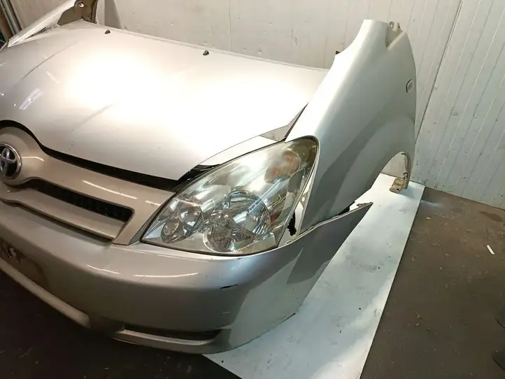 Toyota Corolla Verso E121 (2004 - 2007) Комплект передней части — фото 4
