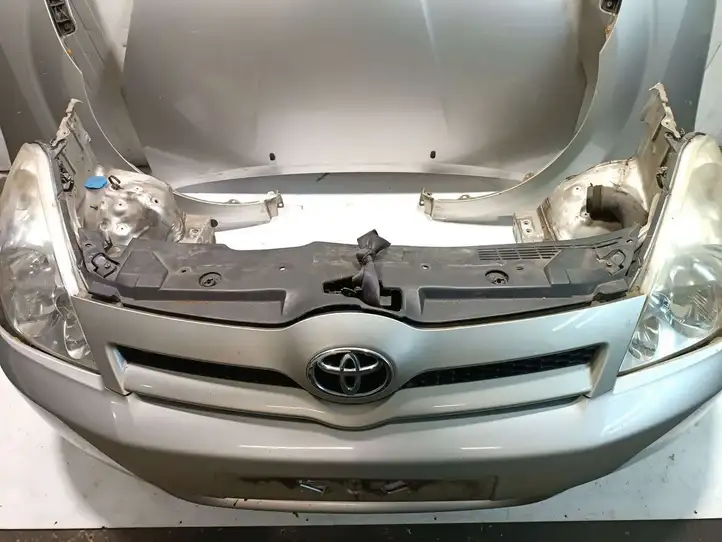 Toyota Corolla Verso E121 (2004 - 2007) Комплект передней части — фото 7