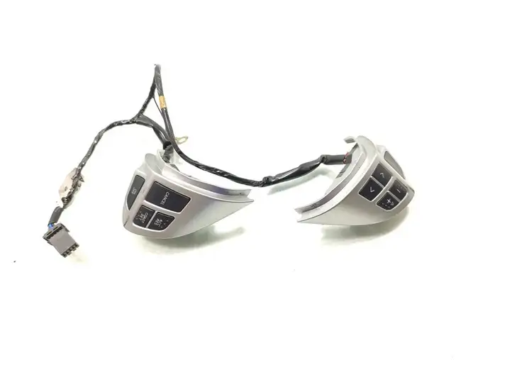 Citroen C-Crosser (2007 - 2013) 75B473 Кнопки на рулевом колесе — фото 1