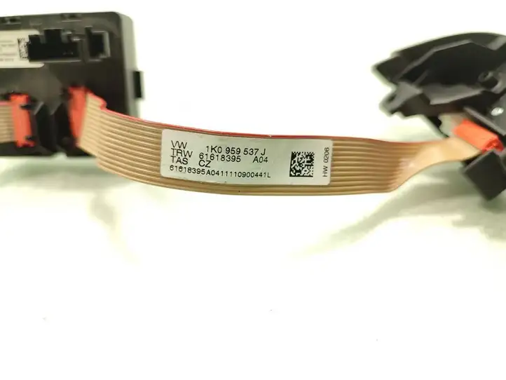 Volkswagen PASSAT B6 (2005 - 2010) 1K0959542B Кнопки на рулевом колесе — фото 5