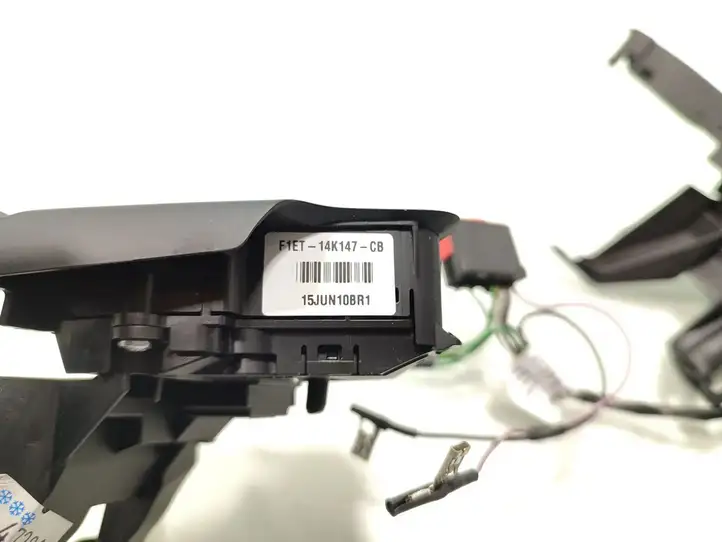 Ford Focus (2011 - 2015) F1ET-14K147-CB Кнопки на рулевом колесе — фото 6