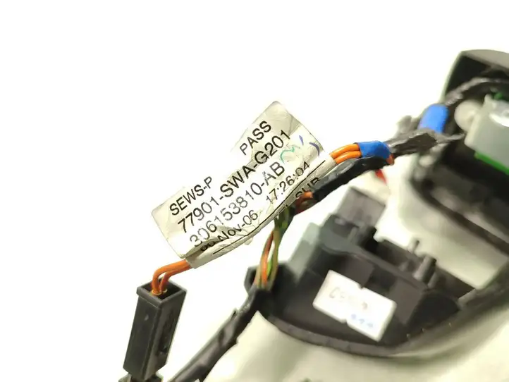 Honda CR-V (2006 - 2009) 77901-SWA-G201 Кнопки на рулевом колесе — фото 5