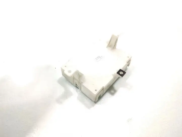 Nissan Juke I F15 (2010 - 2018) 27760-1KK0A Блок управления климат-контролем — фото 4