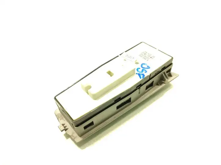 BMW 7 E65 E66 (2001 - 2008) 6943055 Кнопка стеклоподъемников — фото 4