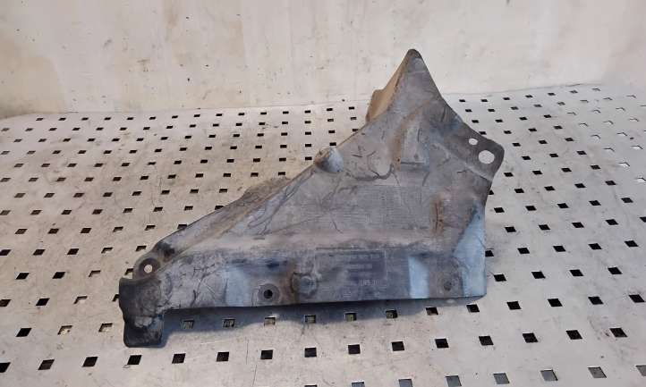 51717159190 BMW 3 E90 E91 Kita išorės detalė