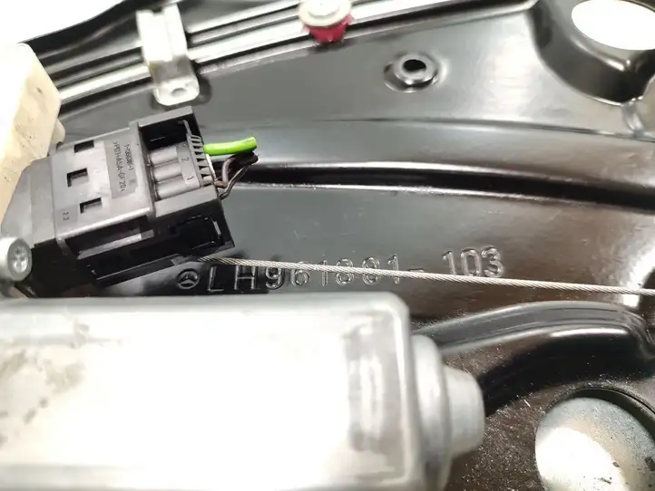 Mercedes-Benz E C207 W207 (2009 - 2017) 961881103 Стеклоподъемник передней двери (комплект) — фото 6