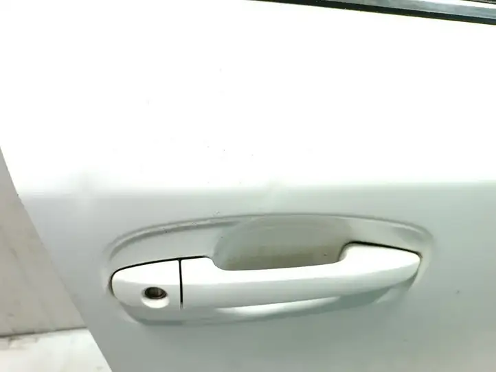 Toyota Avensis T270 (2012 - 2015) Дверь — фото 2