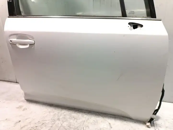 Toyota Avensis T270 (2012 - 2015) Дверь — фото 4