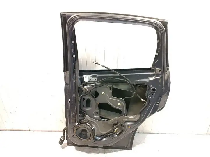 Ford C-MAX II (2010 - 2015) Задняя дверь — фото 6