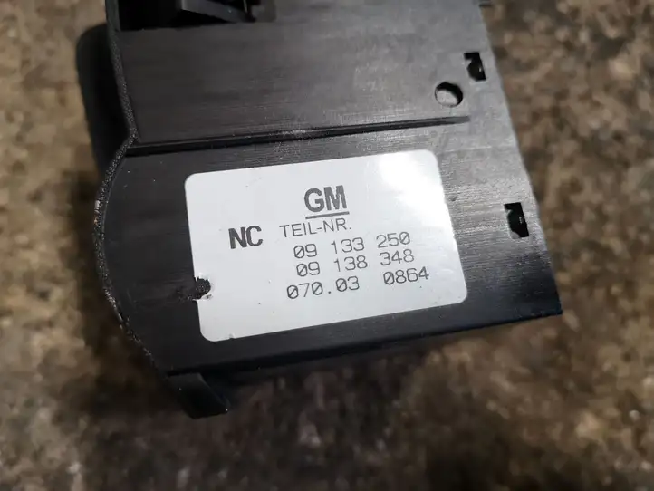 Opel Zafira A (1999 - 2003) 09133250 Включатель фонарей — фото 2