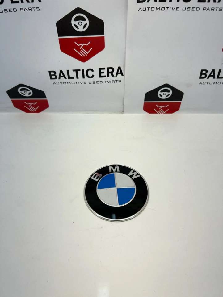 7288752 BMW 3 F30 F35 F31 Gamintojo ženkliukas