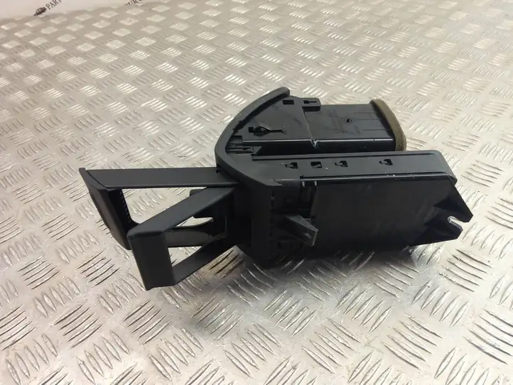 Lexus RX 300 (2003 - 2006) 55680-48040 Центральный воздушный дефлектор — фото 9