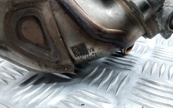 Skoda Octavia Mk3 (5E) (2013 - 2019) 04L131512 Охладитель клапана EGR — фото 7
