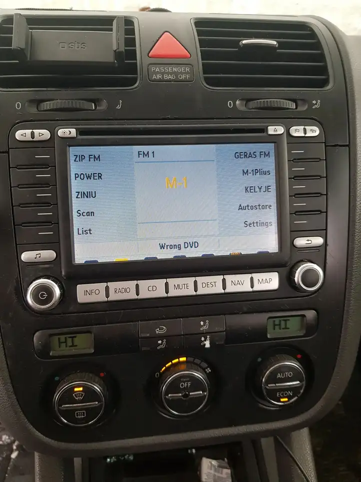 Volkswagen Golf V (2003 - 2009) 1K0035198C Магнитола / мультимедийная система — фото 1