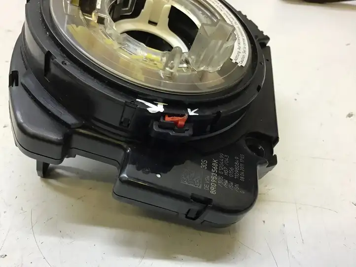 Audi A5 8T 8F (2007 - 2011) 8R0953568K Контактное кольцо SRS — фото 7