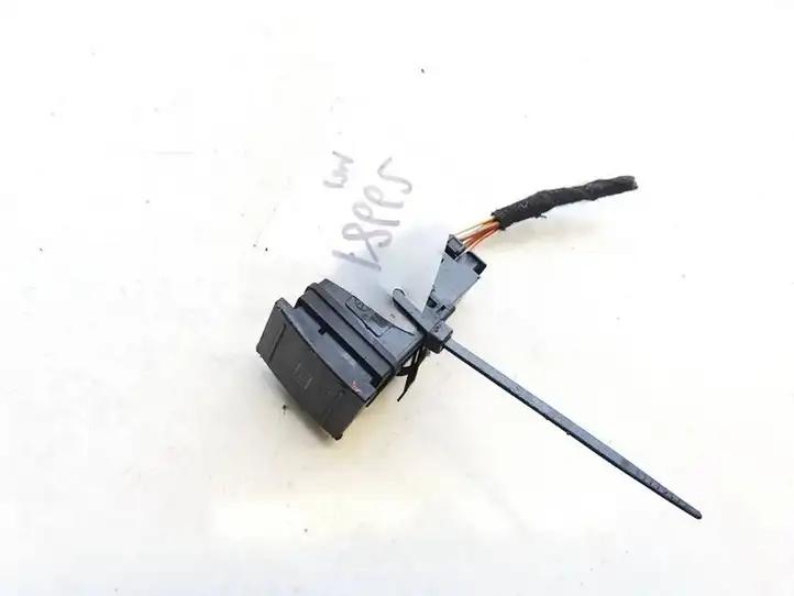 Volkswagen Polo (2001 - 2005) 6q0959621 Кнопка обогрева стекла — фото 1