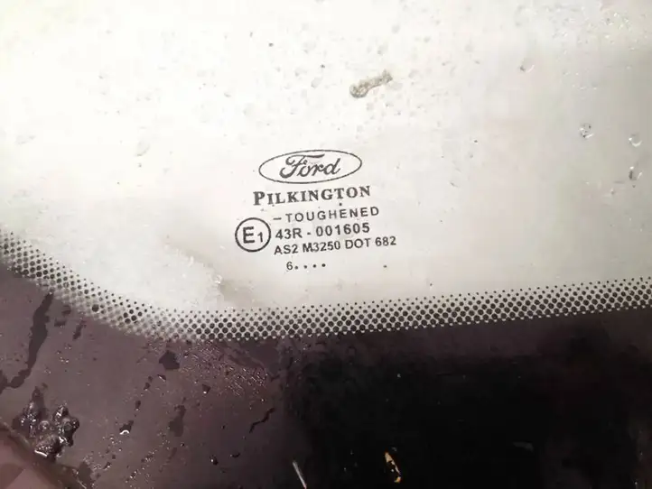 Ford S-MAX (2006 - 2010) Треугольное стекло кузова — фото 2