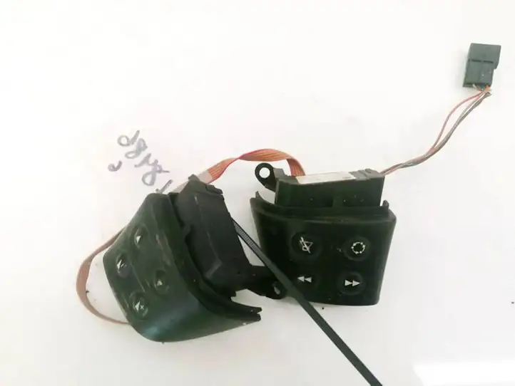 Seat Leon (1P) (2005 - 2012) 5P0959537 Кнопки на рулевом колесе — фото 2