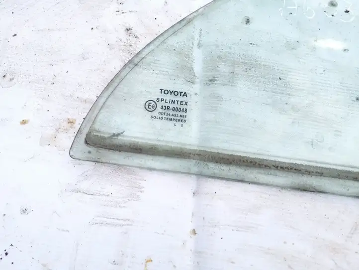 Toyota Avensis T250 (2006 - 2009) Форточка двери — фото 2