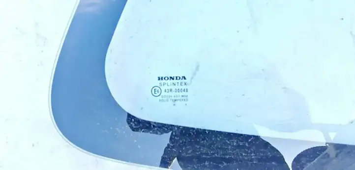 Honda Civic (2001 - 2005) Заднее боковое стекло — фото 2