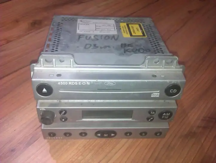 Ford Fusion (2002 - 2005) 4s6118c815aa Магнитола / мультимедийная система — фото 1