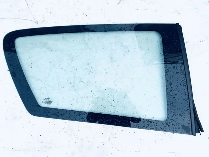 Toyota Corolla E120 E130 (2000 - 2004) Заднее боковое стекло — фото 1