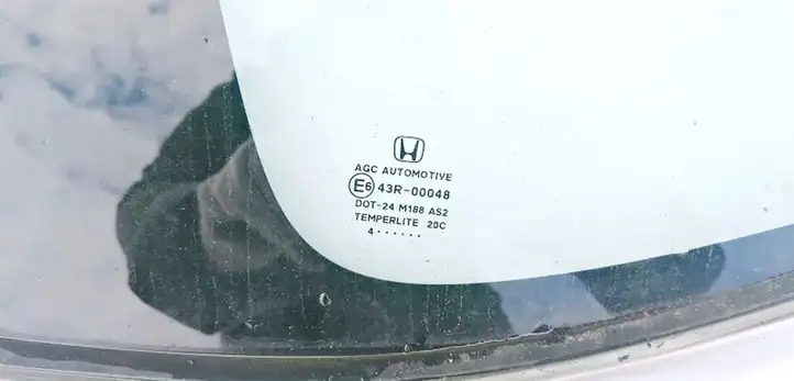 Honda CR-V (2012 - 2016) Заднее боковое стекло — фото 2