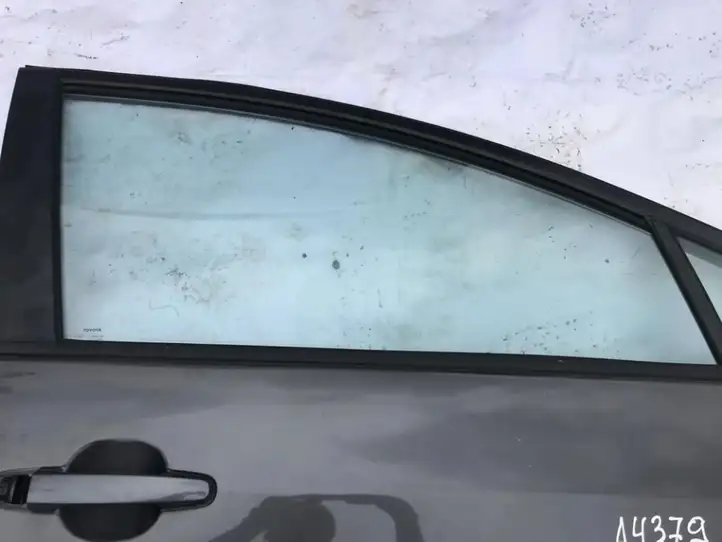 Toyota Corolla Verso AR10 (2004 - 2009) Стекло передней двери — фото 1