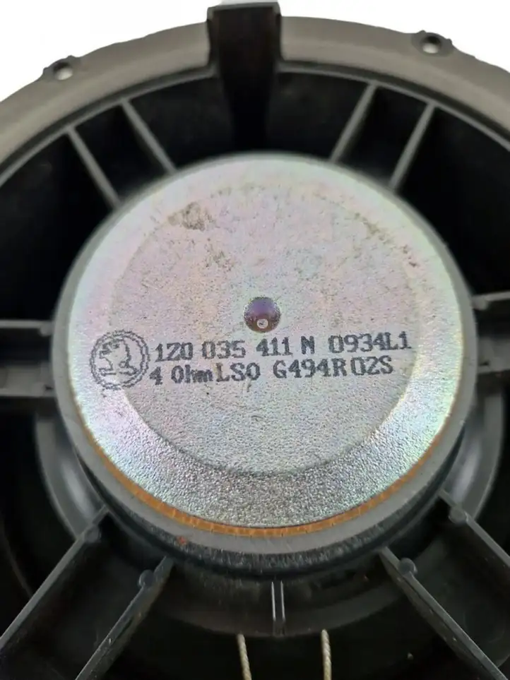 Skoda Yeti (5L) (2013 - 2018) Динамики задних дверей — фото 6