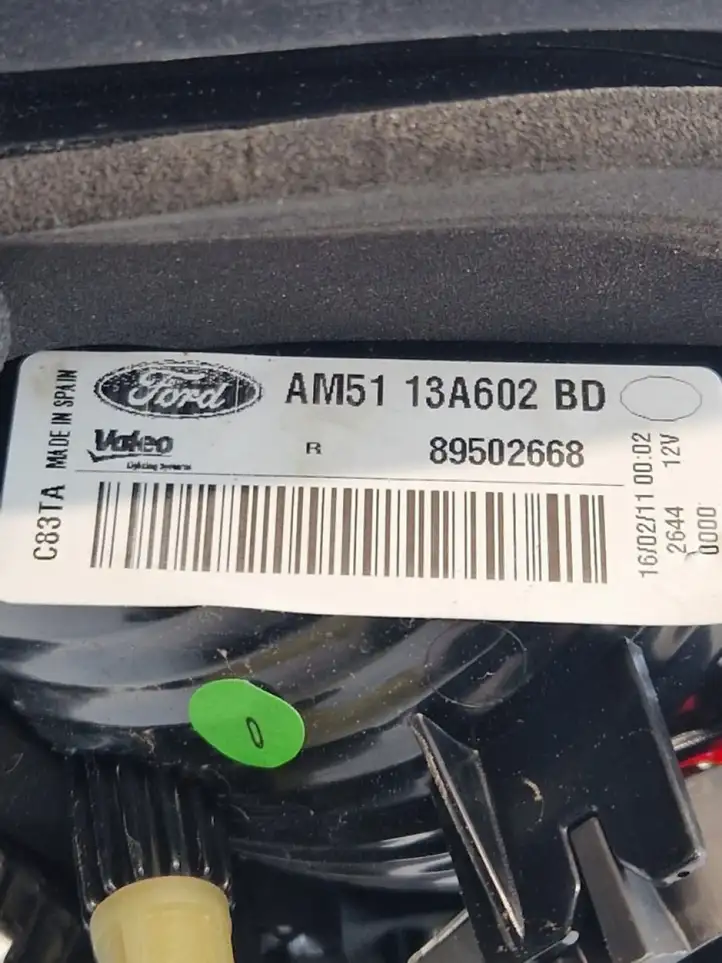 Ford C-MAX II (2010 - 2015) Задний фонарь в крышке багажника — фото 3