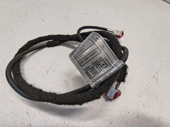 BMW 3 E90 E91 (2005 - 2012) 9185171 Прочая электропроводка — фото 4