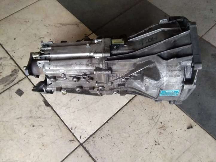 1063011064A BMW 3 E90 E91 Mechaninė 6 pavarų dėžė