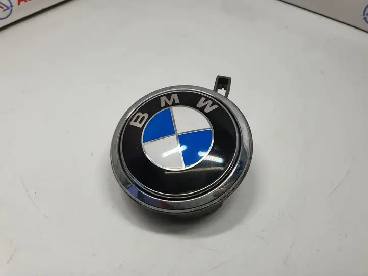 BMW 1 E81 E87 (2004 - 2011) 7153173 Ручка крышки багажника — фото 1