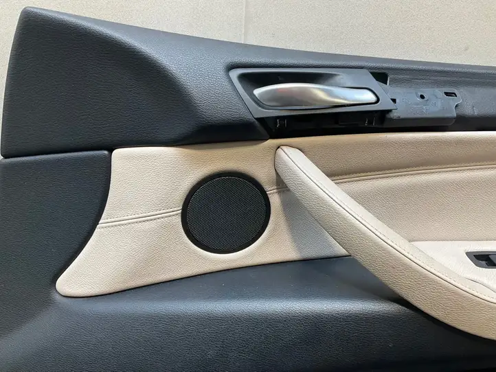BMW X5 E70 (2006 - 2013) 6484492 Обшивка задней двери — фото 15
