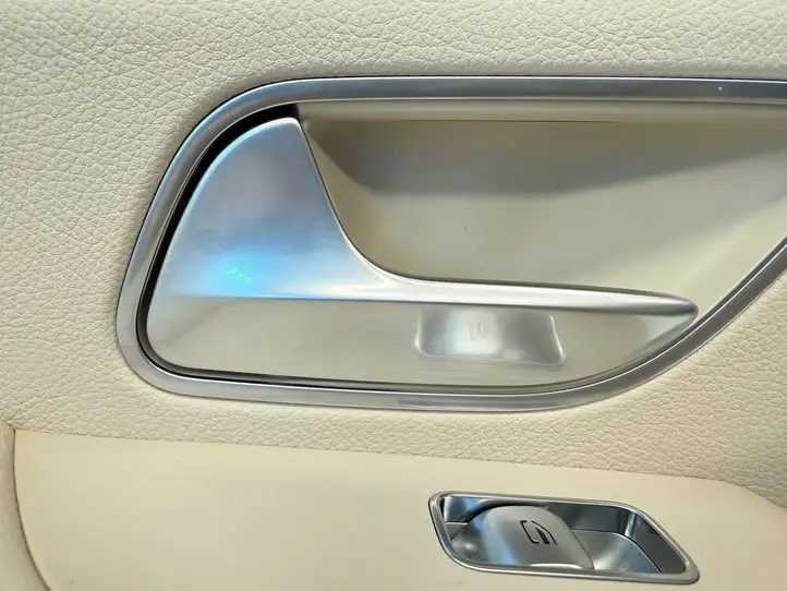 Mercedes-Benz GLE W167 (2019 - ) A1677372701 Обшивка задней двери — фото 4