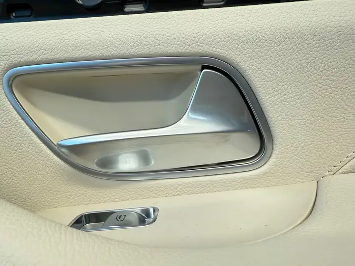 Mercedes-Benz GLE W167 (2019 - ) A1677373800 Обшивка задней боковой панели (купе) — фото 4