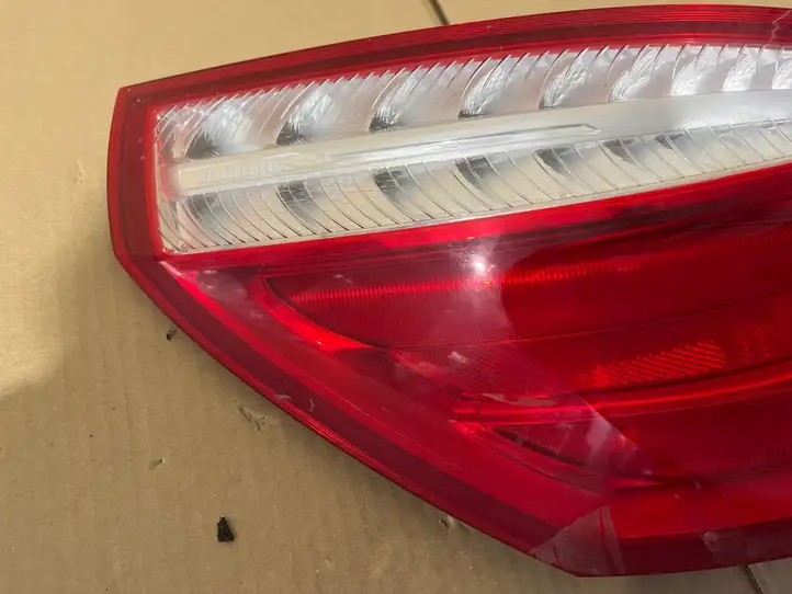 Mercedes-Benz SL R231 (2012 - 2019) A2318200364 Задний фонарь в кузове — фото 3