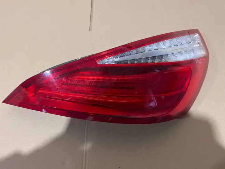 Mercedes-Benz SL R231 (2012 - 2019) 808000E131 Задний фонарь в кузове — фото 1