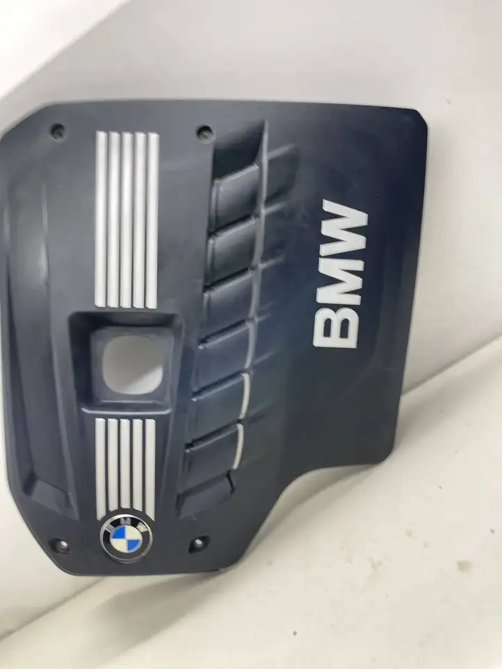 BMW 5 F10 F11 (2009 - 2016) 7584636 Крышка двигателя декоративная — фото 3