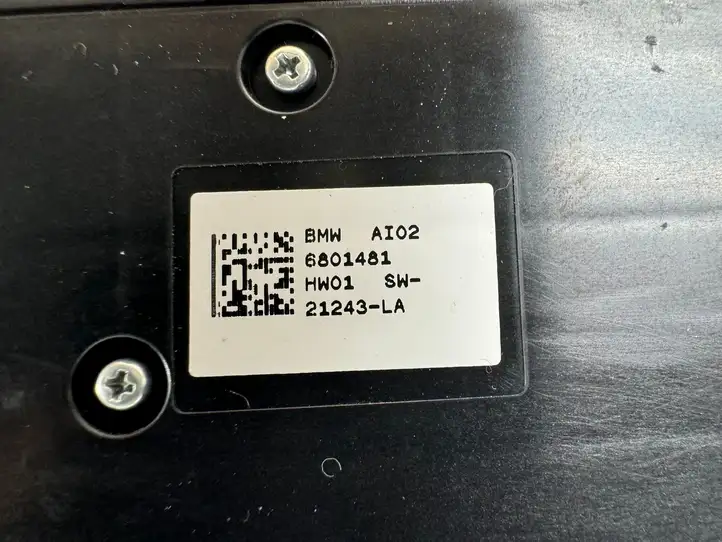 BMW M4 G82 G83 (2020 - ) 6801481 Управление регулеровки сидений — фото 5