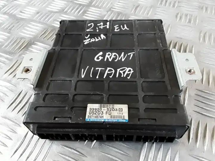 Suzuki Grand Vitara I (1998 - 2005) 3392052D3 Блок управления двигателем (ЭБУ) — фото 1