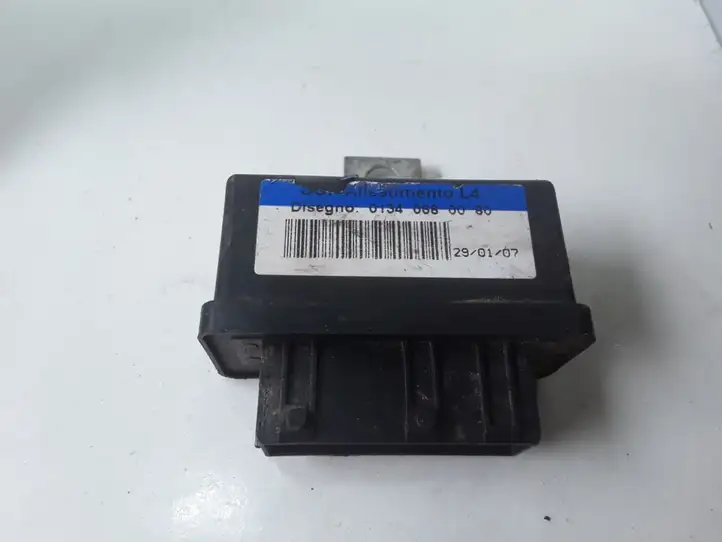 Fiat Ducato (2007 - 2014) 01340680080 Реле насоса горючего — фото 1