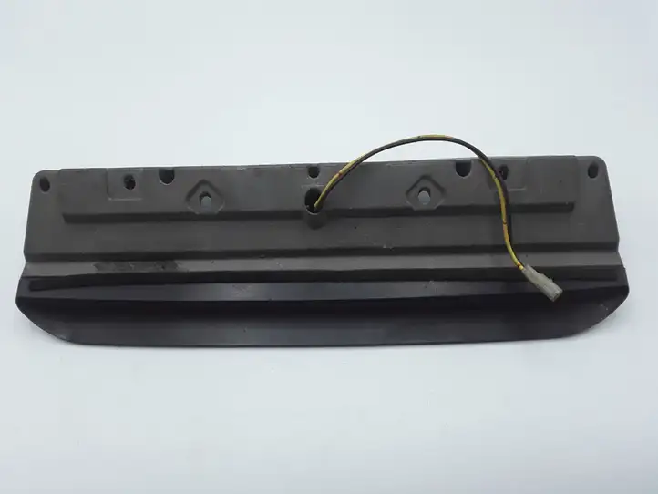 Subaru Forester SG (2003 - 2005) 24036900 Дополнительный стоп фонарь — фото 1